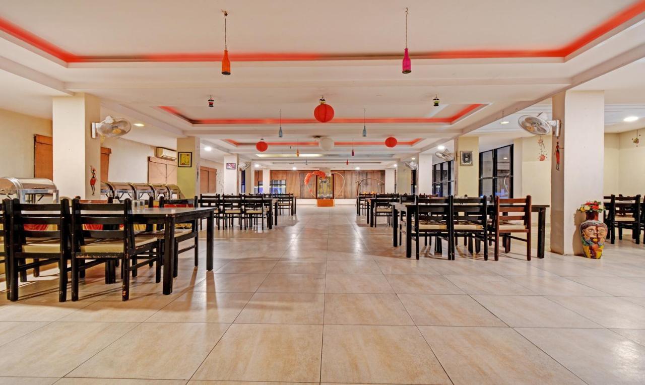 Treebo Trend Shree Vilas Nāthdwāra Exterior foto